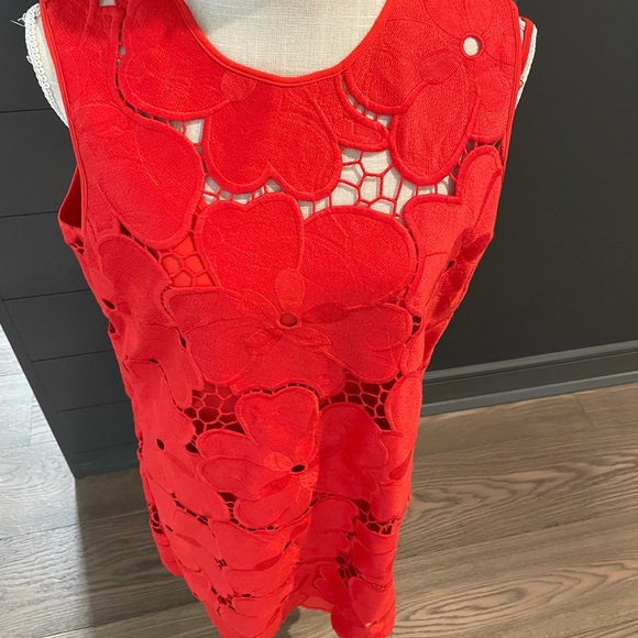 Cynthia Rowley Red lace Flower Dress NWT sz10 - Picture 3 of 7